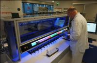 Bergamo, laboratorio di patologia clinica (foto LNews)
